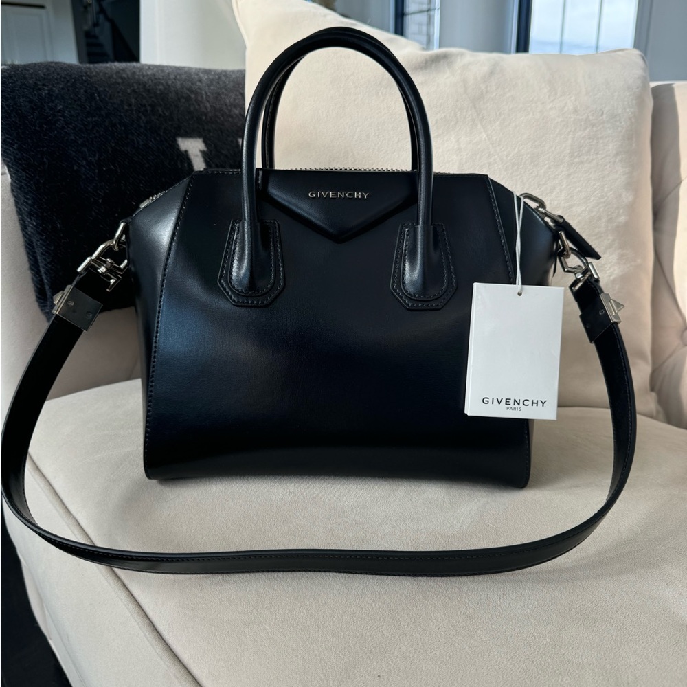 Authentic Givenchy Carried once.   No odors.  No scratches.   No stains.